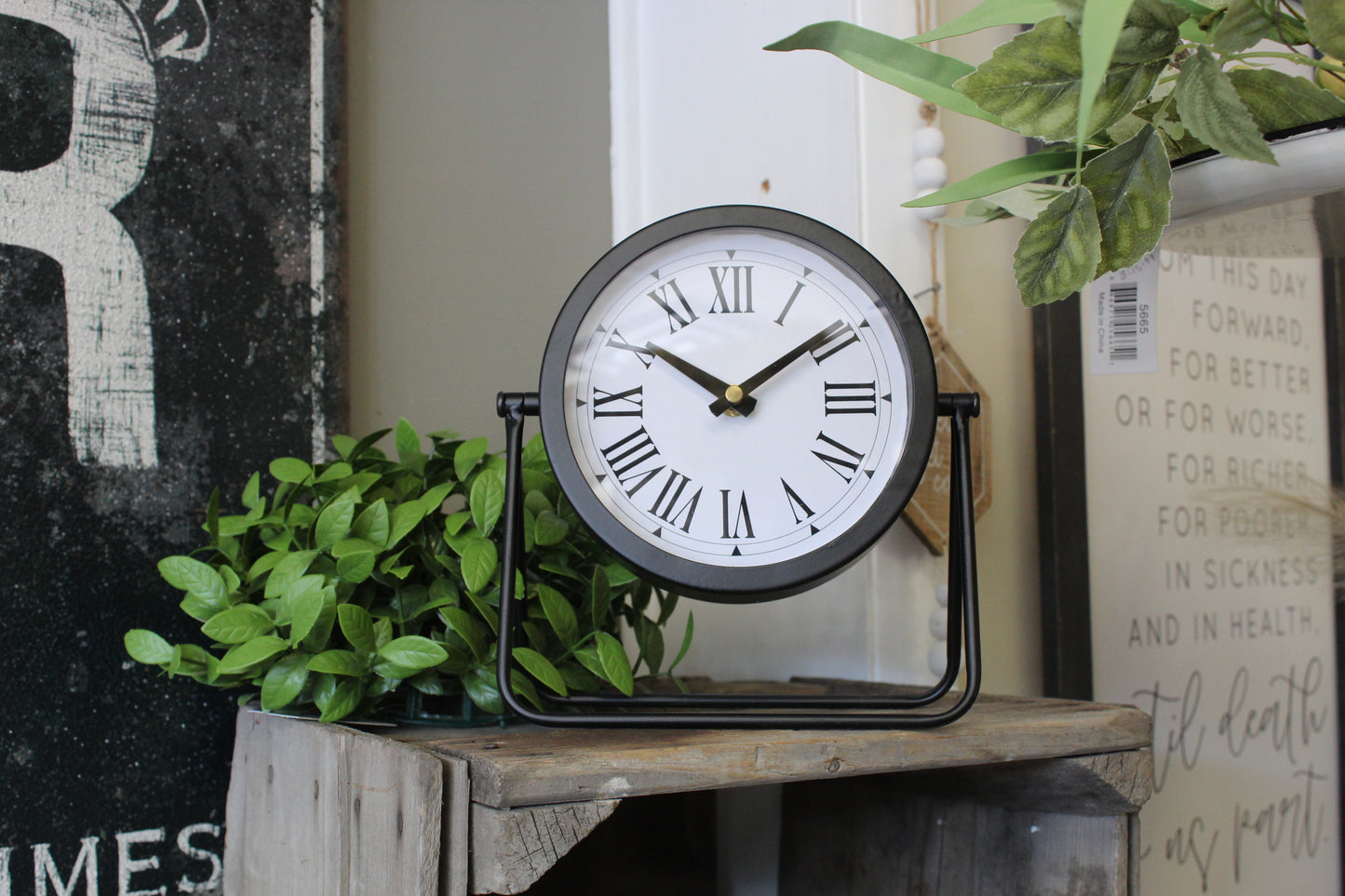 Black Swivel Desk Clock